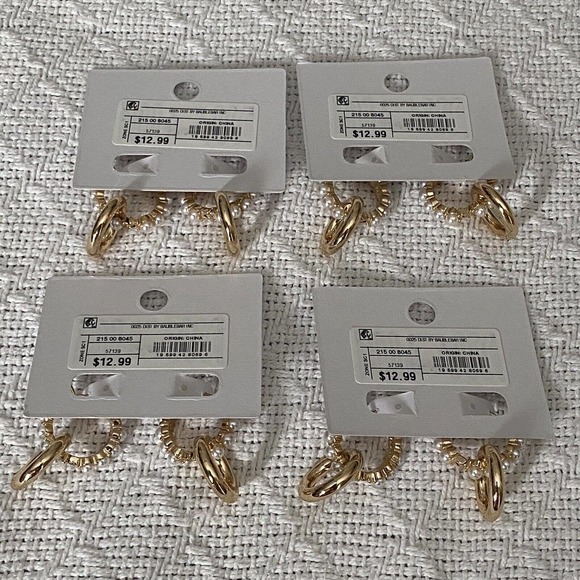 Sugarfix by BaubleBar Earrings Lot Of Four Single Hook Earrings - Picture 5 of 8